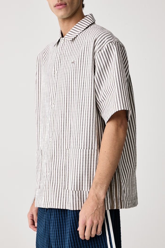 Сорочка чоловіча з бавовною Resort adidas Originals KW8266 бежевий