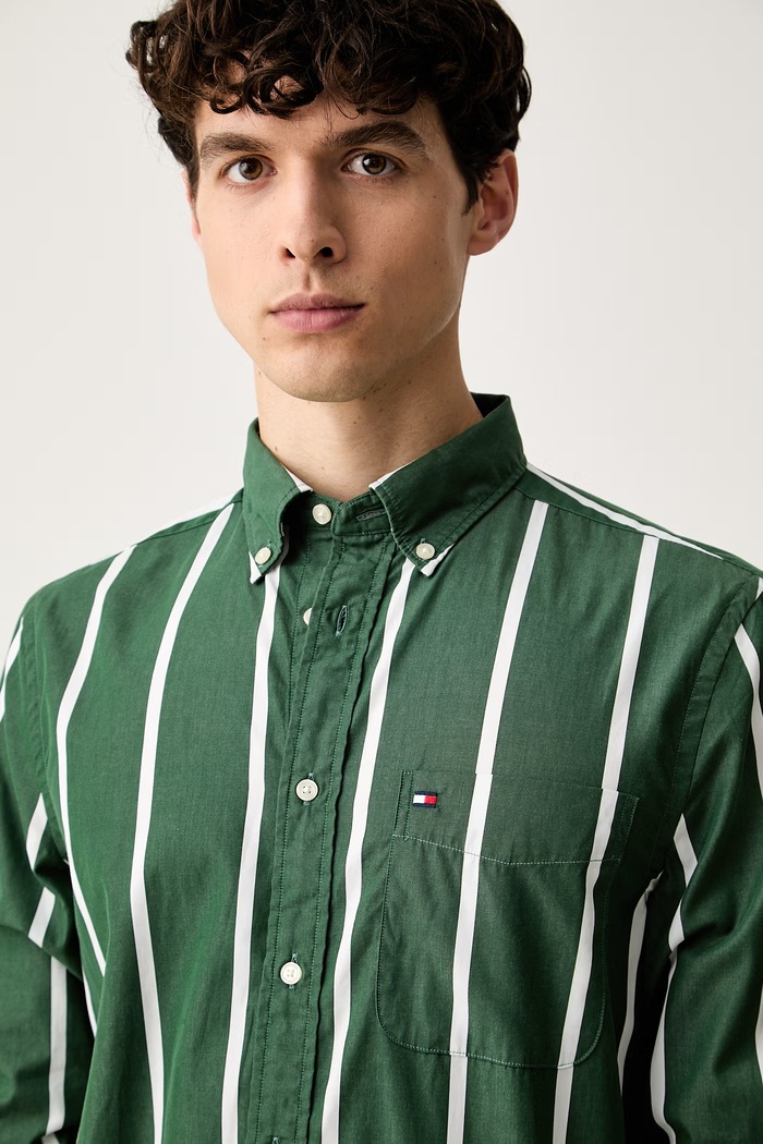 Tommy Hilfiger риза мъжка от памук зелен MW0MW43304