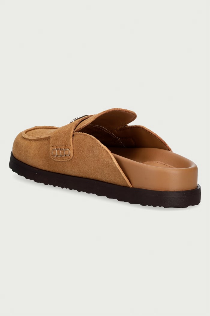 Obuwie Steve Madden Klapki damskie zamszowe Tobin 11005619.839 brązowy