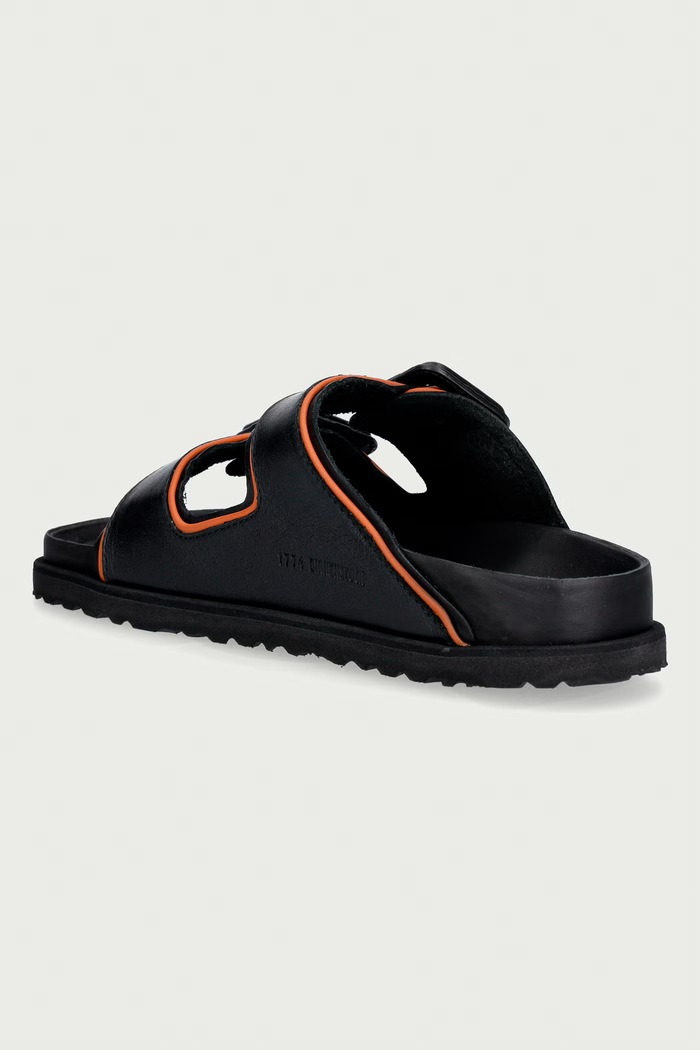 Obuwie Birkenstock 1774 Arizona LEA klapki damskie skórzane 1032343 czarny