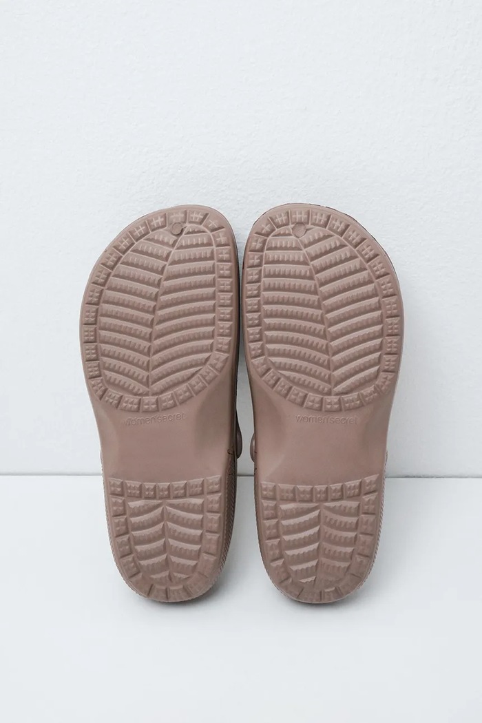 Kapcie damskie MJ PE BROWN SLPRS women'secret 4994453 brązowy
