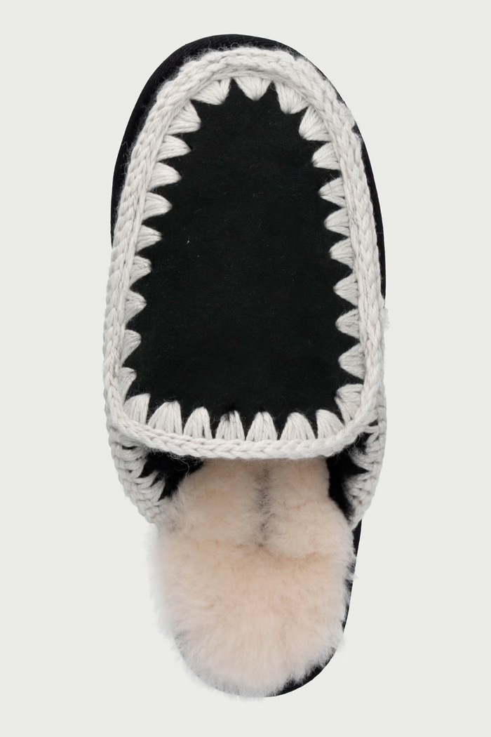 Σαγιονάρες Γυναικεία σουέτ Eskimo Slipper Mou MU.FW101125A.BKWHI μαύρο