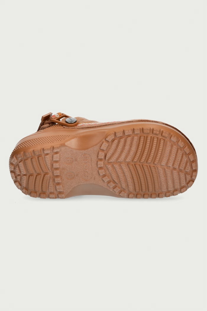 Шльопанці жіночі Classic Crafted Vegan Suede Stitch Clog Crocs коричневий 214048.2EY