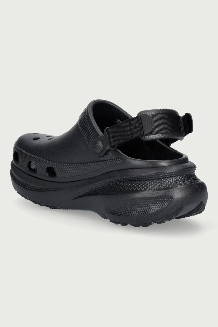 Obuwie Crocs Klapki damskie New Crush Clog 213448.001 czarny