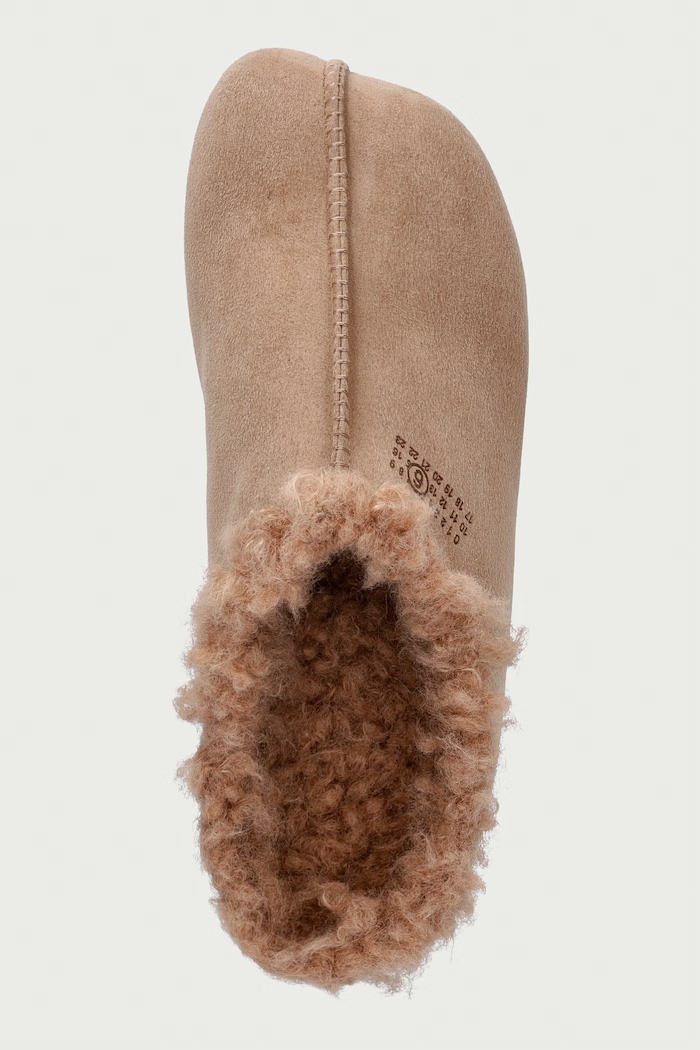 MM6 Maison Margiela kapcie damskie zamszowe beżowy S59WX0087.P7808