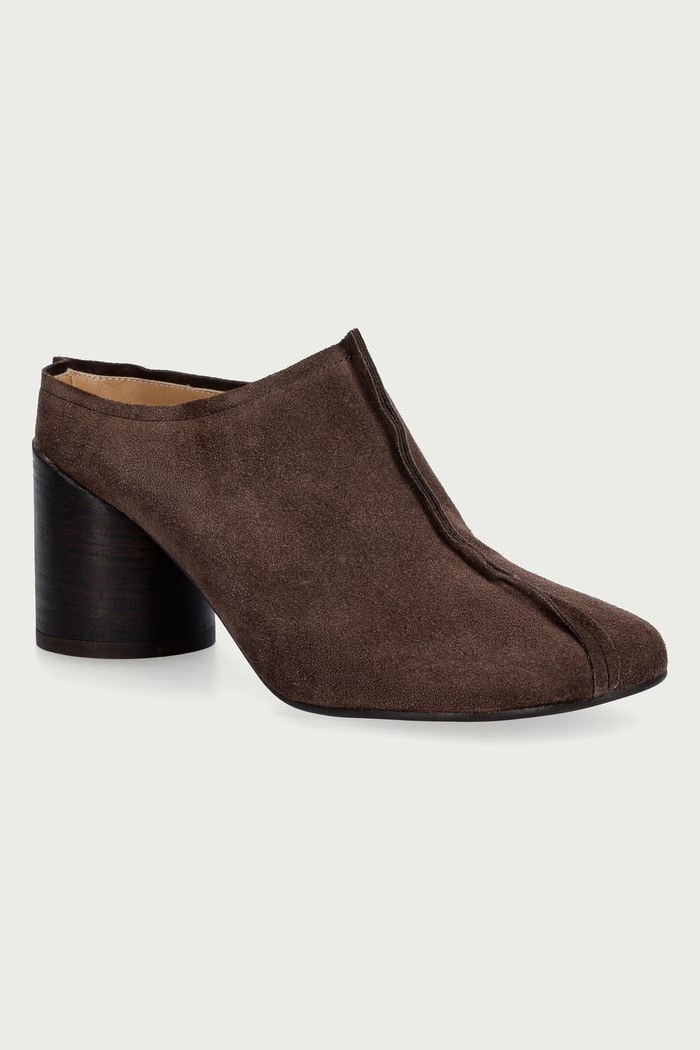 MM6 Maison Margiela klapki na słupku damskie zamszowe brązowy S59WX0085.P6385