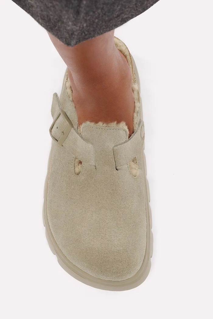 Birkenstock Boston Chunky Shearling LEVE klapki damskie zamszowe 1033028