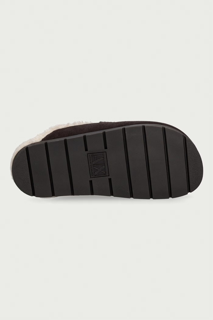 Armani Exchange natikače za žene od brušene kože XW003096.AF27450.M6444 smeđa