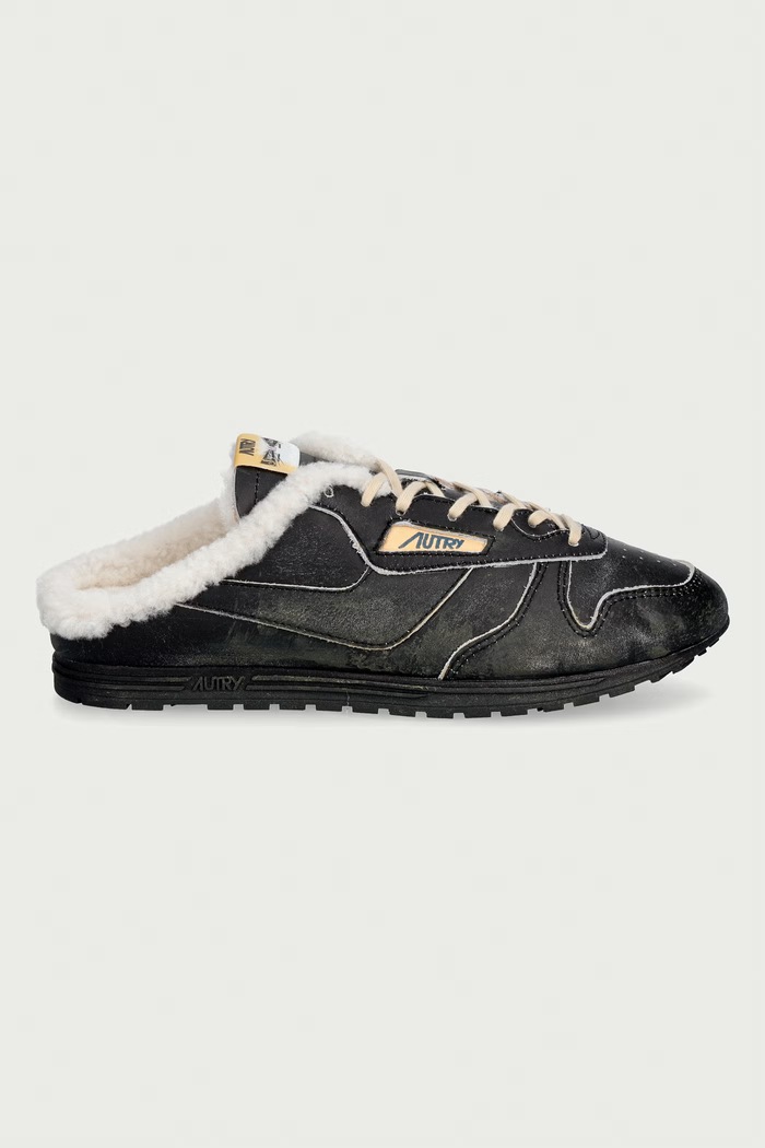 AUTRY Windspin Mule Sup Vint klapki mules damskie skórzane UVXWQX01 czarny AW26