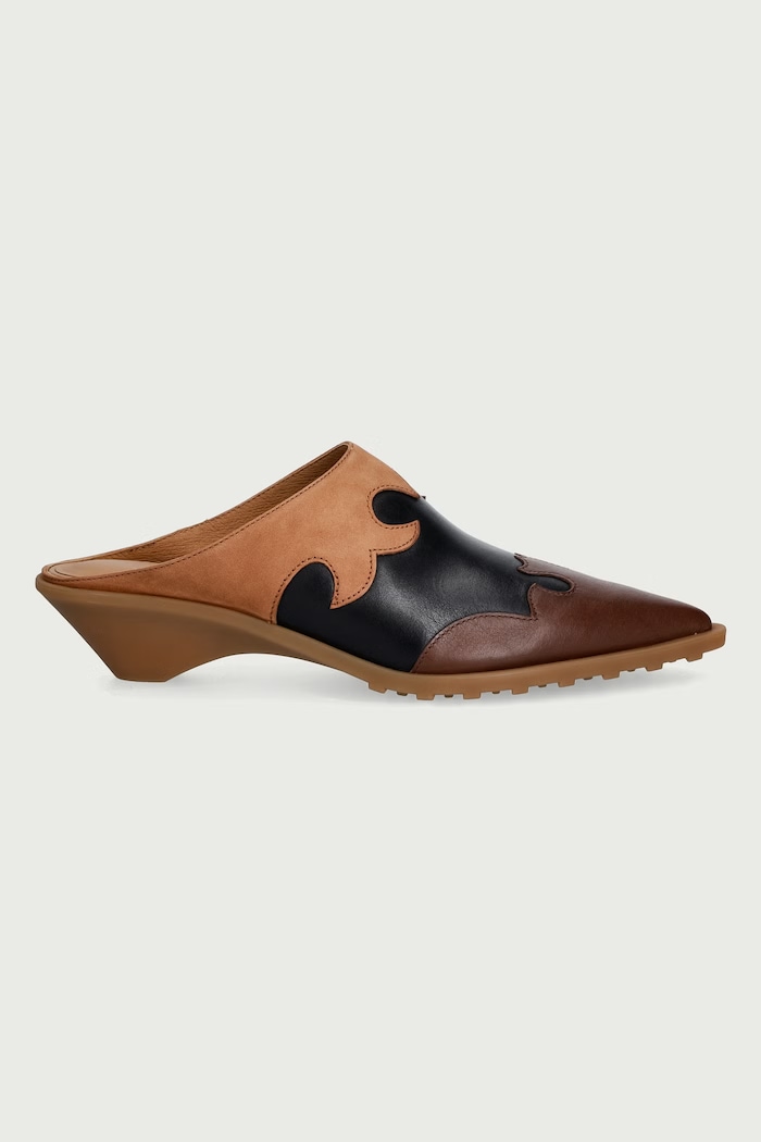 Camper Klapki na koturnie damskie skórzane Anita K201957.001 brązowy AW26