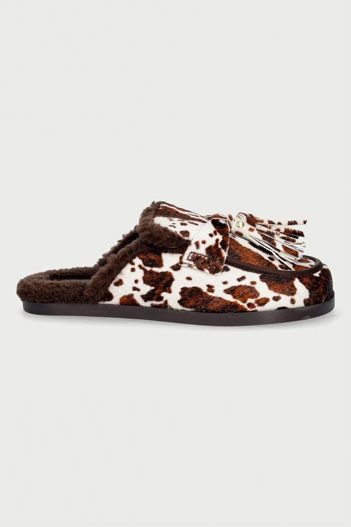 Posa Kapcie damskie skórzane Ranch Tassel Mule Cow Print PW242.702 brązowy AW26