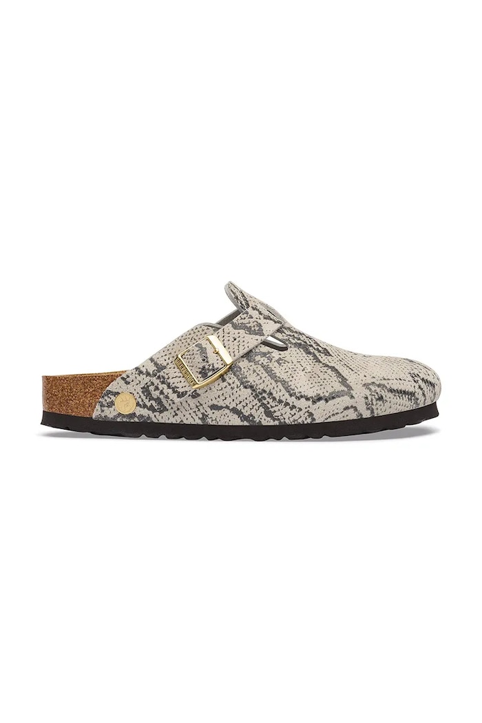 Birkenstock šľapky mules dámske semišové Boston Rivet Logo Suede Leather Snake béžová 1033086.