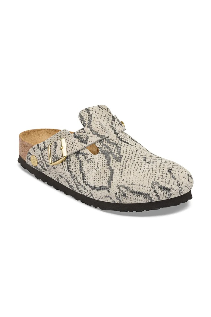 Birkenstock klapki mules damskie skórzane Boston Rivet Logo Suede Leather Snake 1033086. beżowy AW26