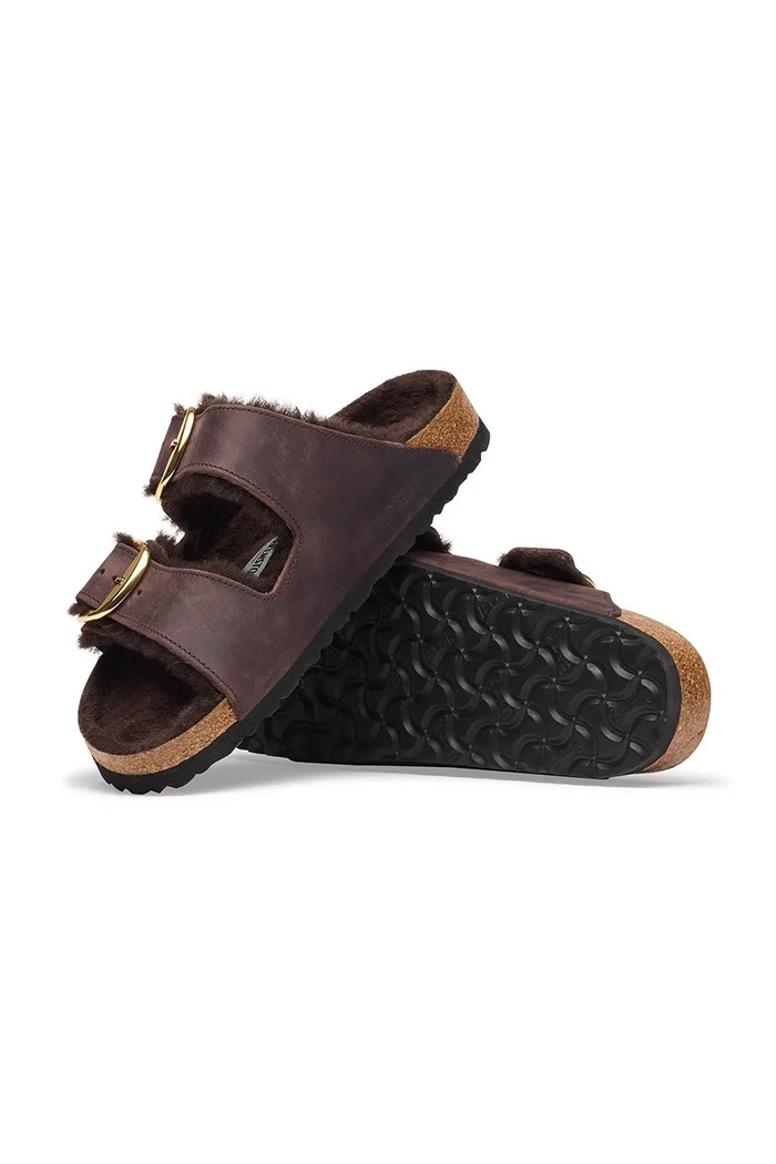 Natikače za žene od kože Arizona Big Buckle Shearling Oiled Leather Birkenstock 1032879. smeđa