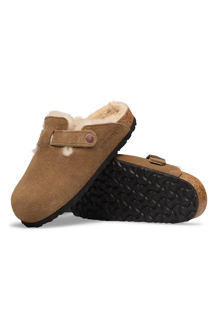 Birkenstock σαγιονάρες mules Γυναικεία σουέτ Boston Shearling Suede Leather καφέ 1032432