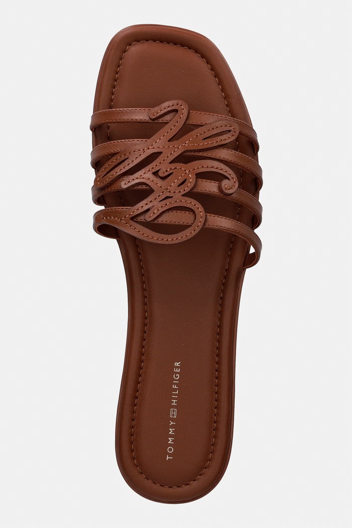 Tommy Hilfiger klapki z odkrytymi palcami damskie skórzane TH SCRIPT FLAT MULE LTH brązowy FW0FW09368