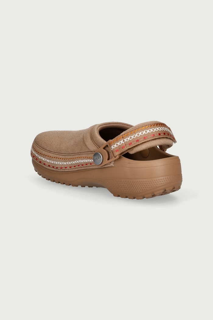 Chłopiec Crocs Klapki dziecięce CLASSIC CRAFTED VEGAN SUEDE STITCH CLOG 213988.CROCS.CLASSIC.CR beżowy