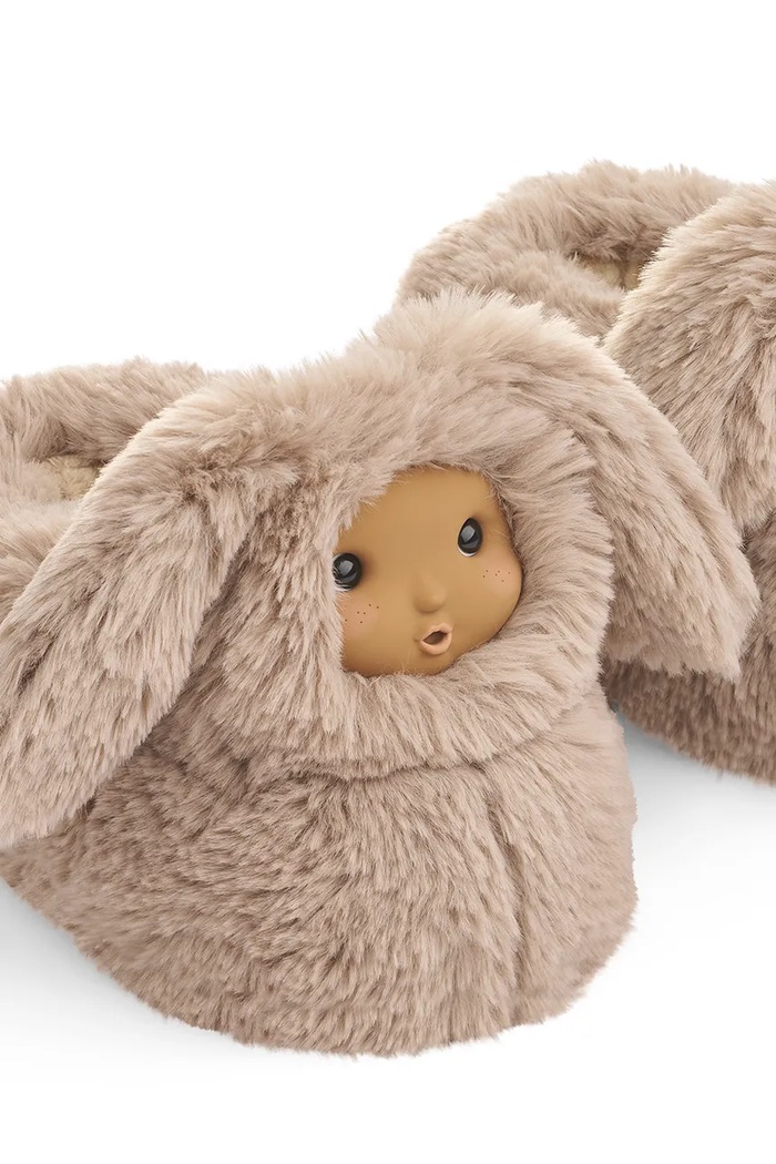 Liewood Kapcie dziecięce Avalina Doll Plush Slipper LW21688.9BY2 beżowy AW26