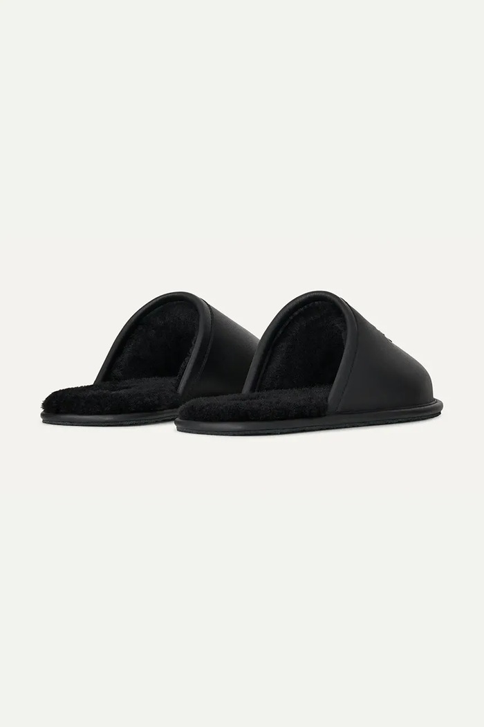 Obuwie UGG Ugg x Willy Chavarria kapcie skórzane 1186777.BLK czarny