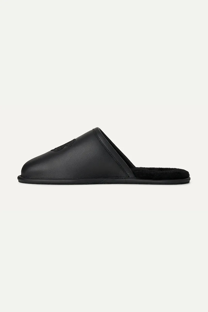 Ugg x Willy Chavarria kapcie skórzane UGG 1186777.BLK czarny