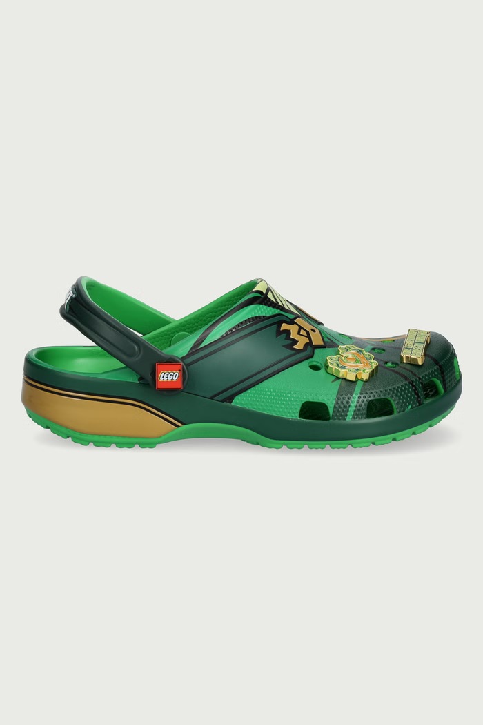 Obuwie Crocs Klapki Classic 4Lw Ninjago Clog 213553.90H zielony