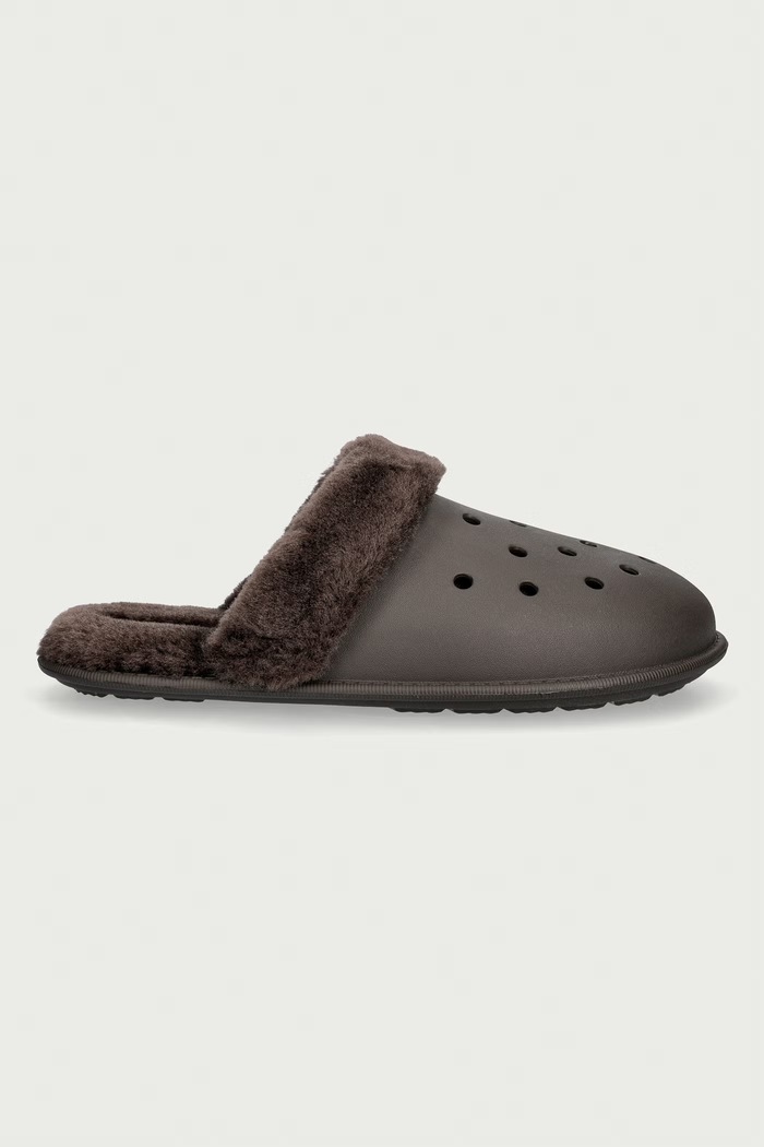 Crocs Kapcie Classic Fuzz Scuff Slipper 212143.2ME brązowy AW26