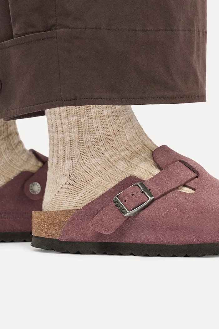 Birkenstock klapki z zakrytymi palcami zamszowe Boston Soft Footbed Suede Leather 1033089.