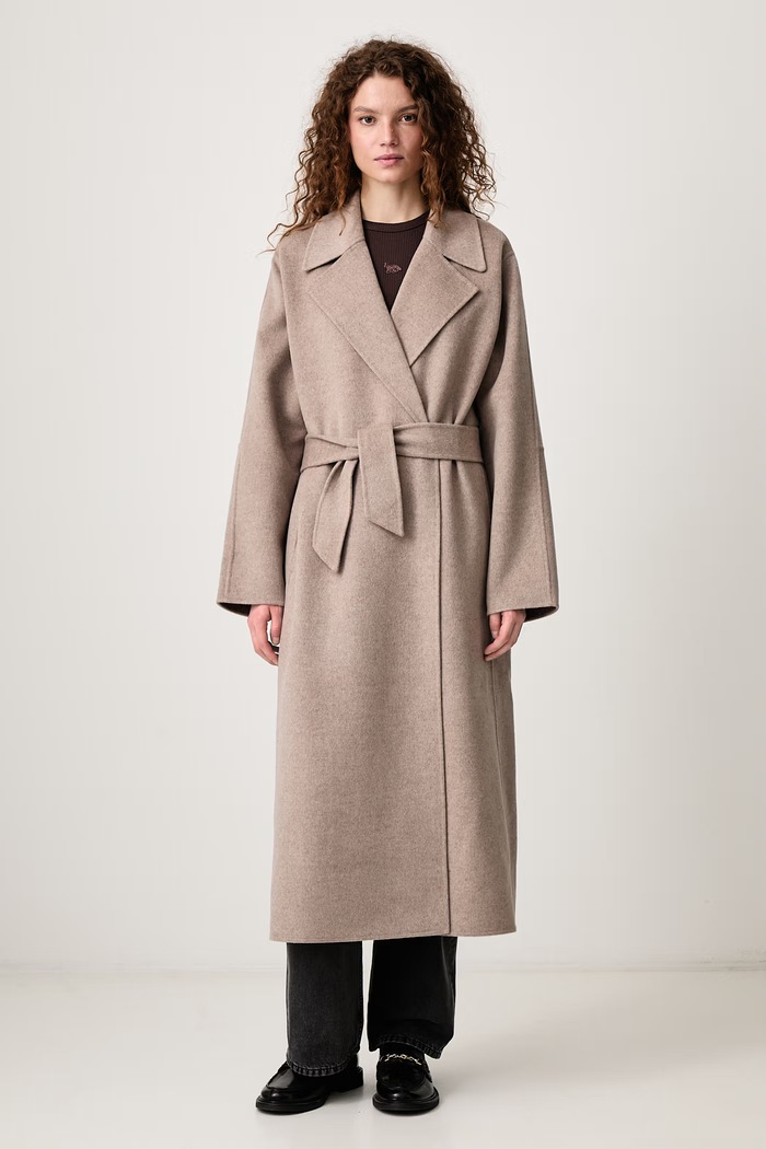 Maison Kitsuné Пальто из шерсти для женщин коричневый MRWWQ06WQ4050