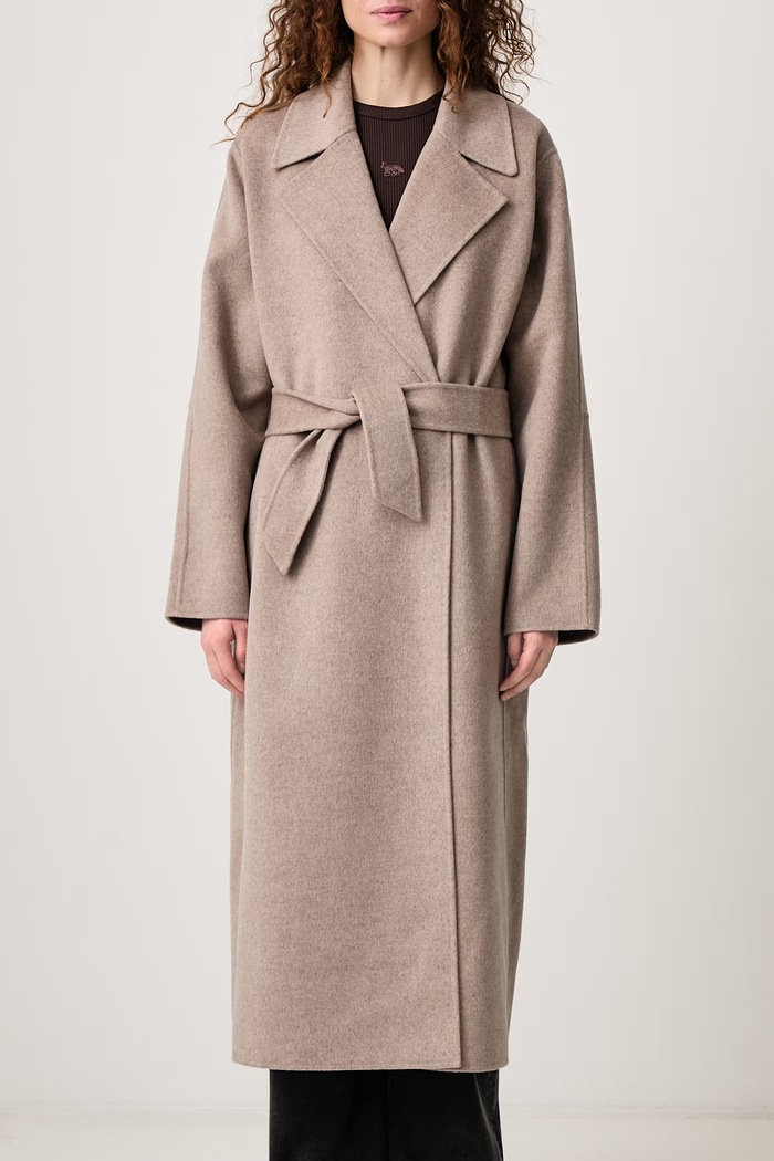 Пальто из шерсти для женщин Maison Kitsuné коричневый MRWWQ06WQ4050