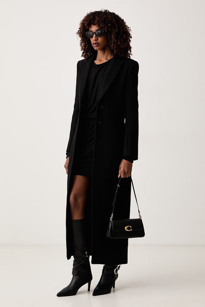 Patrizia Pepe Elegancki płaszcz damski z wełną 2O0231.C0268 czarny AW26