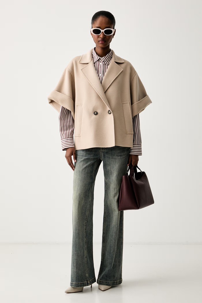 Weekend Max Mara krótki płaszcz damski wełniany WKDNEO 2625086031600 beżowy AW26