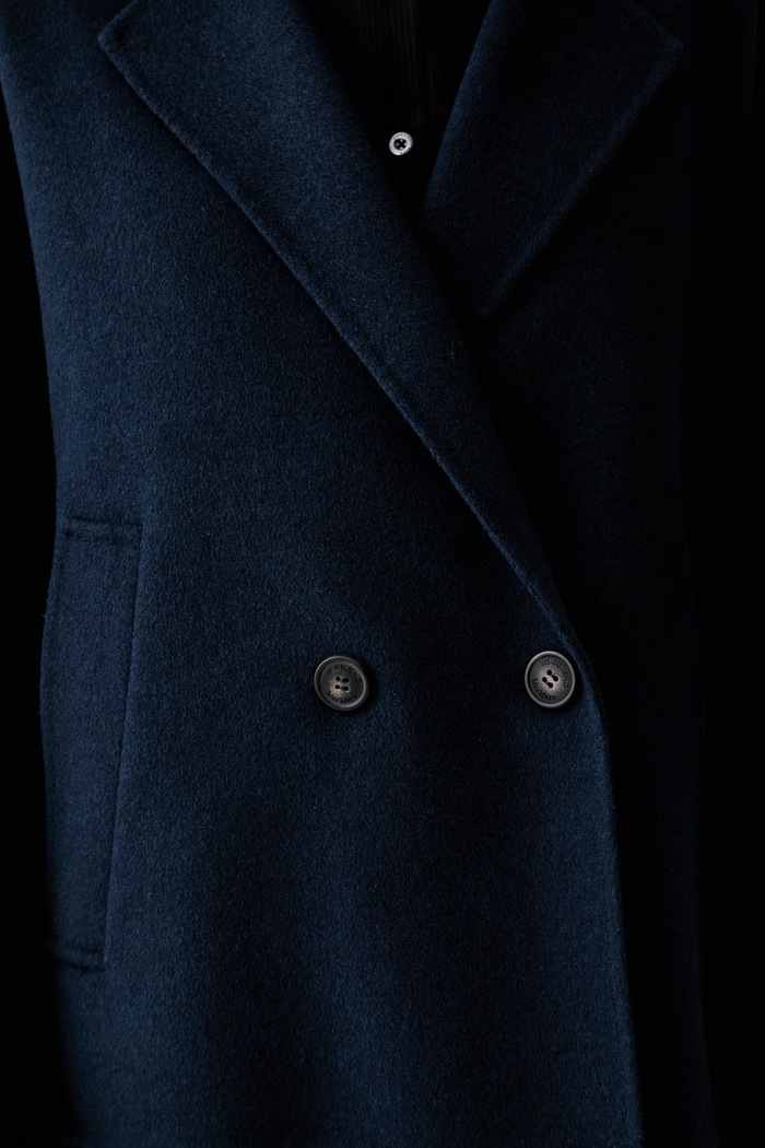 Weekend Max Mara krótki płaszcz damski wełniany WKDNEO 2625086031600 granatowy