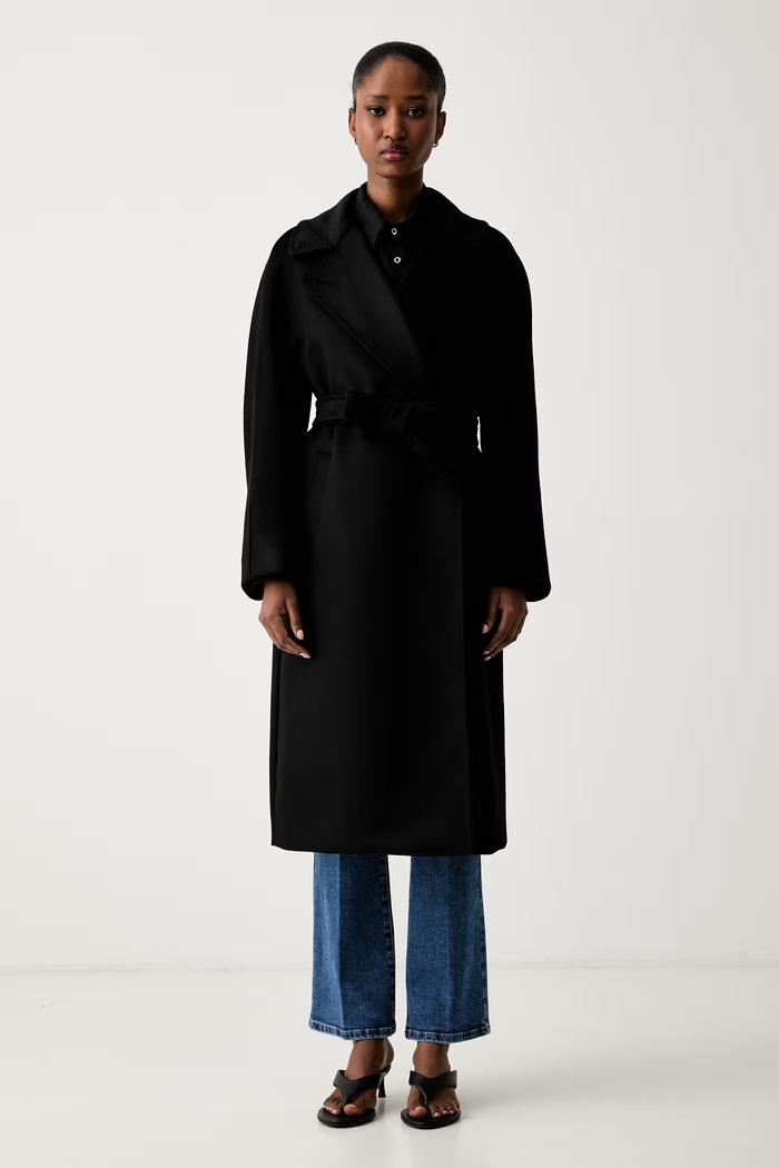 Weekend Max Mara płaszcz damski wełniany WKDRESINA czarny 2625016021600
