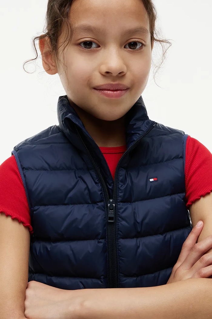 Tommy Hilfiger bezrękawnik puchowy dziecięcy granatowy KS0KS00755.104.122.9BY2