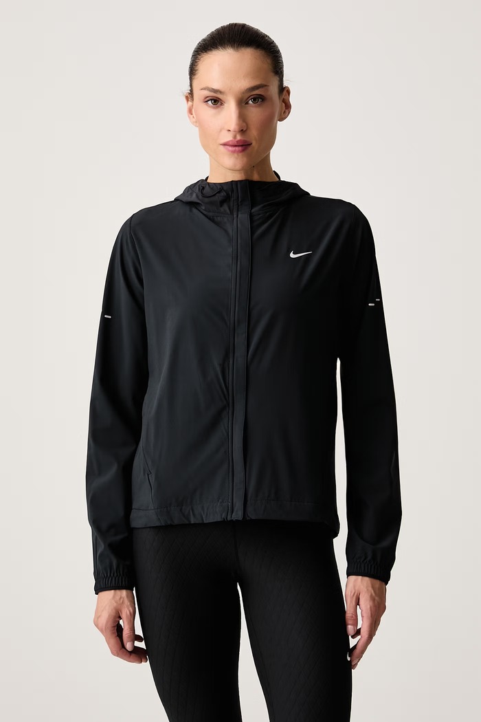 Nike Kurtka do biegania damska Swift Repel czarny HQ0650.010
