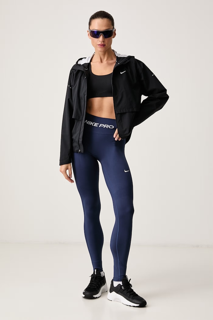 Nike Kurtka damska Swift Storm-FIT IH8141.010 czarny AW26