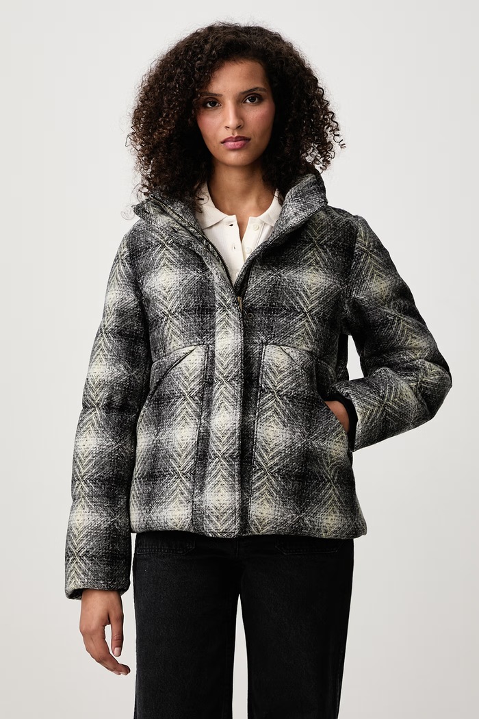 Woolrich CFWWOU2258FRUT5485 kurtka puchowa damska wełniana beżowy CFWWOU2258FRUT5485