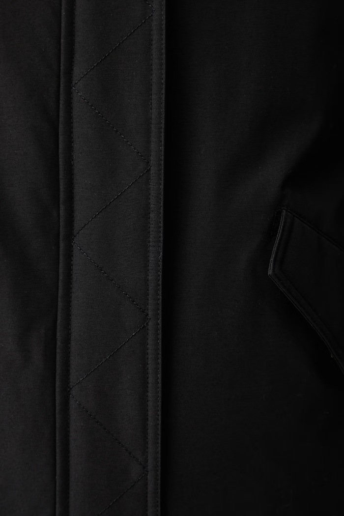 CFWWOU2075FBUT0001 kurtka puchowa damska Woolrich czarny CFWWOU2075FBUT0001