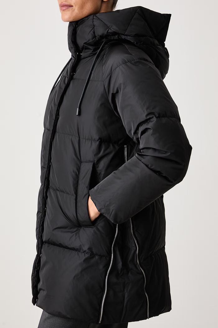 Kurtka puchowa damska WKDNEWBEMBO Weekend Max Mara 2625496082600 czarny