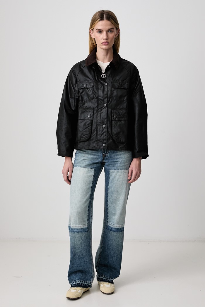Barbour X A.P.C коротка куртка жіноча вощена LWX1598SG91 зелений AW26