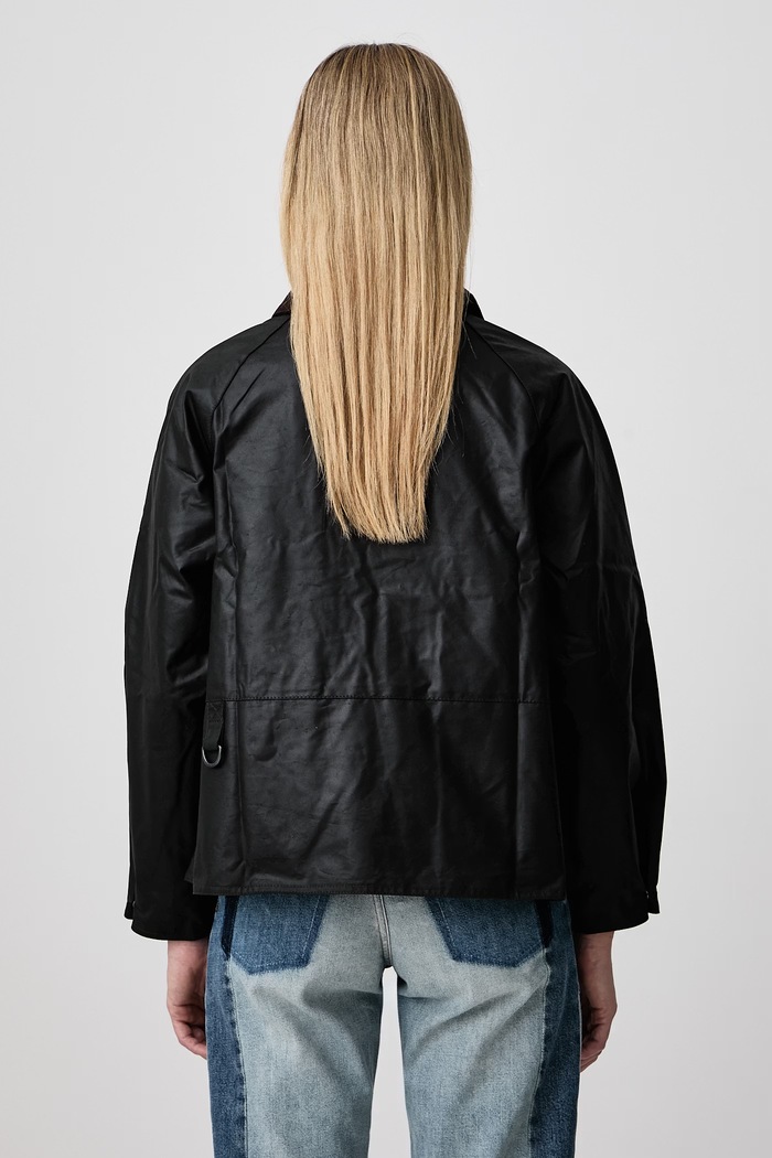 Одяг Barbour X A.P.C коротка куртка жіноча вощена LWX1598SG91 зелений