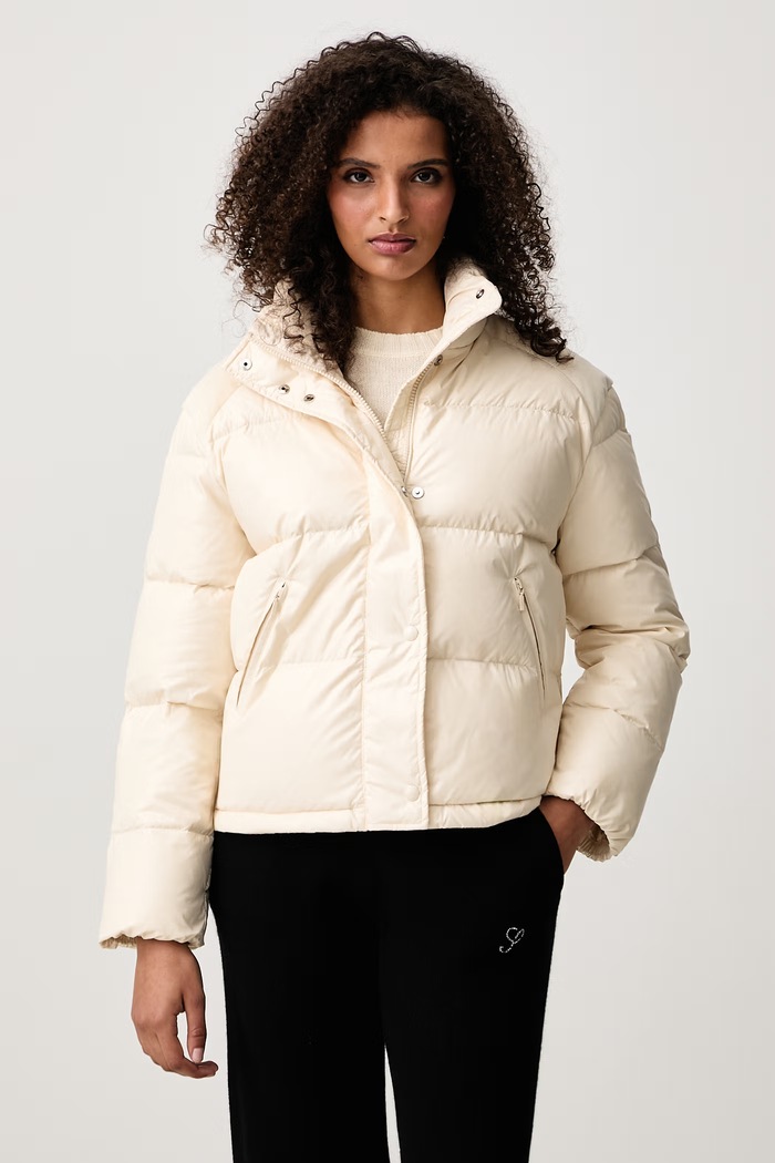 Sporty & Rich Bold Logo Mountain kurtka puchowa damska beżowy OW06182315CR12