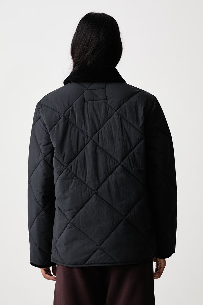 Odzież Barbour Modified Short Liddesdale Quilted krótka kurtka damska MQU1866BK11 czarny
