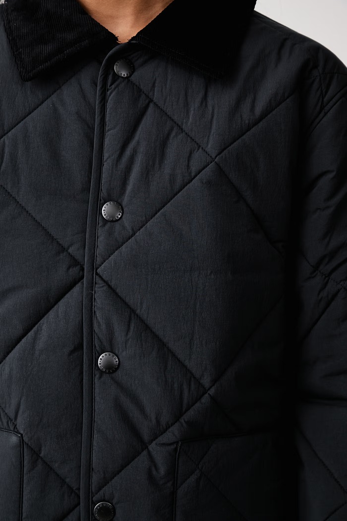 Barbour Modified Short Liddesdale Quilted krótka kurtka damska MQU1866BK11