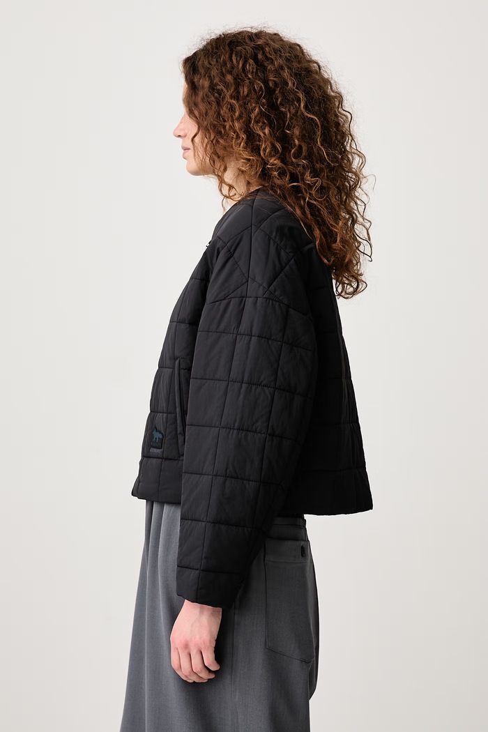 Kurtka pikowana damska Maison Kitsuné MRWWV05WQ4098 czarny