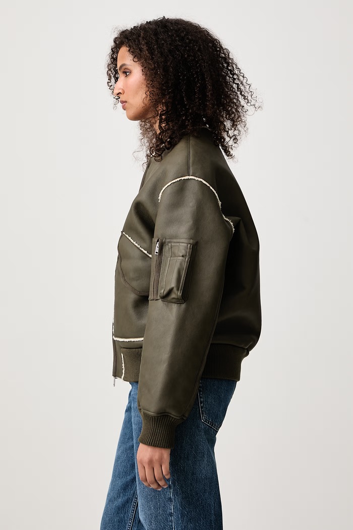 Bomber krótka kurtka damska z imitacji skóry Maison Kitsuné MRWWV04WQ4113 zielony