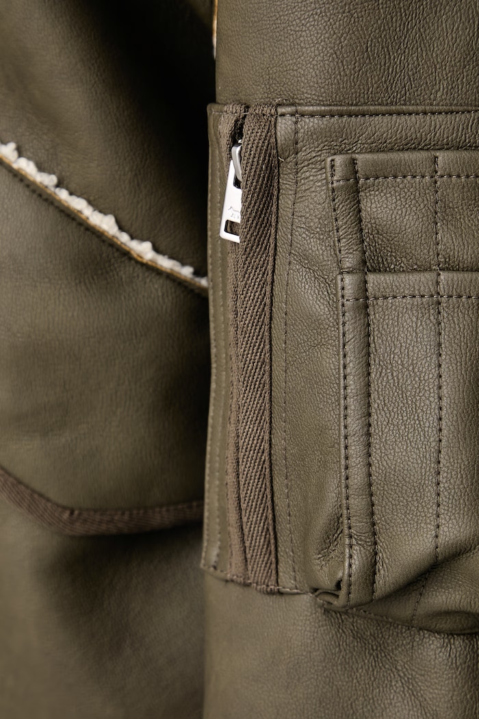 Maison Kitsuné Bomber krótka kurtka damska z imitacji skóry MRWWV04WQ4113