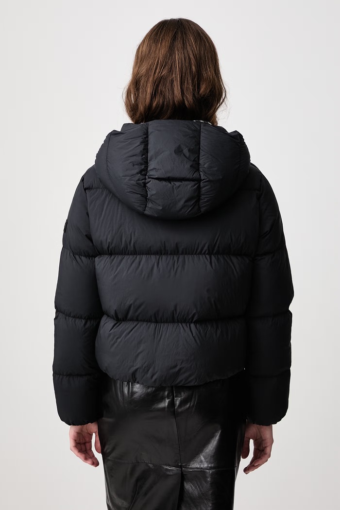 Odzież GANNI Future Nylon Quilt Mini Puffer kurtka puchowa damska A1010231 czarny