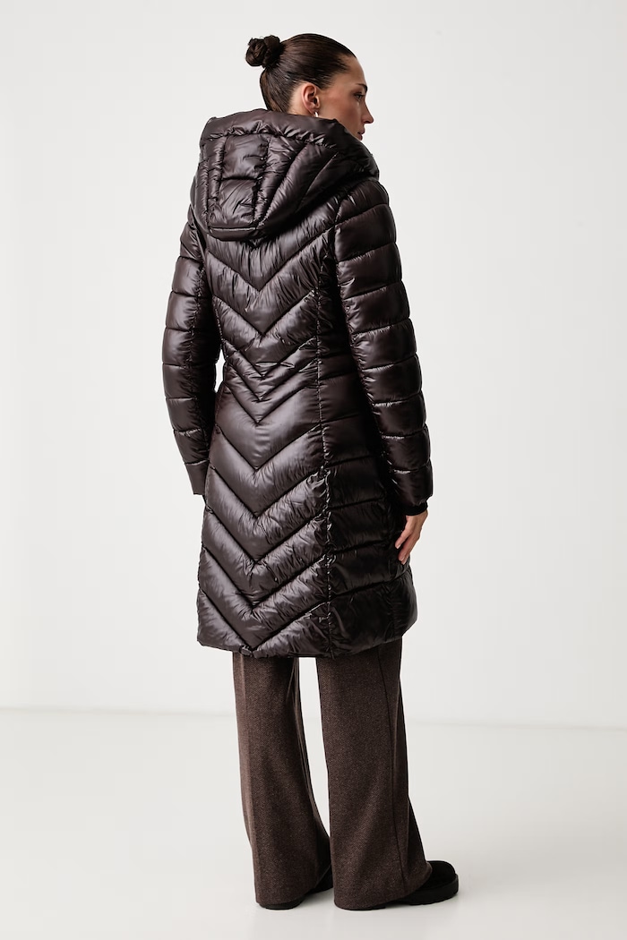 DKNY Długa kurtka damska DLEMPW58 brązowy AW26