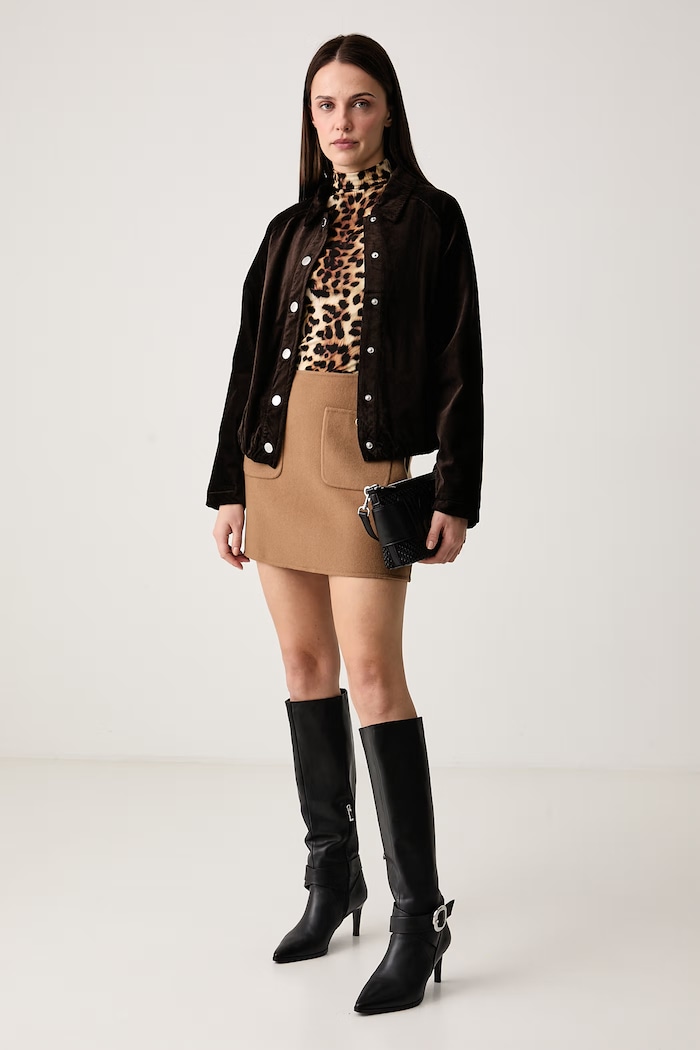 DKNY Kurtka damska sztruksowa DJ6J6333 brązowy AW26